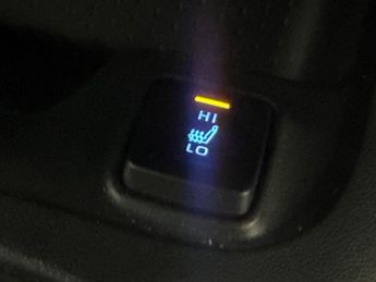 Toyota Corolla 1.8 VVT-h GPF Icon Tech CVT (122 ps) - REVERSE CAM - NAV - HEATE