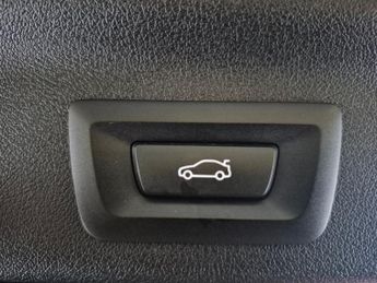 BMW iX1 30 66.5kWh xLine xDrive (11kW Charger) (313 ps) - COMFORT SEATS