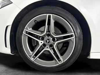 Mercedes-Benz A Class 1.3 A200 AMG Line 7G-DCT (163 ps) - LED - REVERSE CAM - NAV