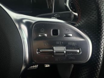 Mercedes-Benz A Class 1.3 A200 AMG Line 7G-DCT (163 ps) - LED - REVERSE CAM - NAV