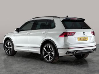 Volkswagen Tiguan 1.4 TSI 13kWh R-Line Plug-in DSG (245 ps) - HEATED SEATS - NAV