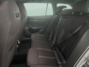 Skoda Octavia 2.0 TDI vRS DSG (200 ps) - SMARTLINK - HEATED SEATS - BLUETOOTH