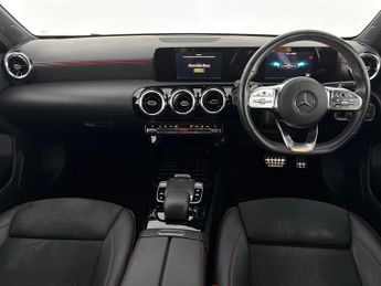 Mercedes-Benz A Class 1.3 A200 AMG Line 7G-DCT (163 ps) - LED - REVERSE CAM - NAV