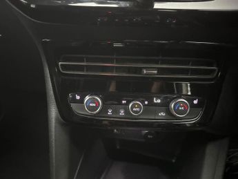 Vauxhall Mokka Electric 50kWh SRi Nav Premium (136 ps) - REVERSE CAM - HEATED SEATS - NA