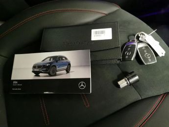 Mercedes-Benz EQA EQA 250 66.5kWh AMG Line (190 ps) - NAV - MIRROR PACKAGE