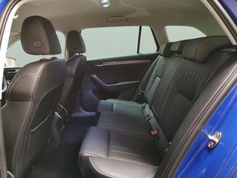 Skoda Superb 1.4 TSI iV 13kWh SE L Plug-in DSG (218 ps) - LED - SMARTLINK - N