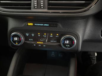 Ford Kuga 2.5 EcoBoost Duratec 14.4kWh ST-Line Plug-in CVT (225 ps) - REVE