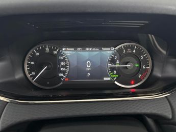 Land Rover Range Rover Evoque 1.5 P300e 12.2kWh R-Dynamic S Plug-in 4WD (309 ps) - REV CAM - A
