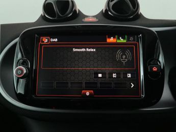 Smart Fortwo 17.6kWh Pulse Premium Coupe (22kW Charger) (82 ps) - BLUETOOTH -