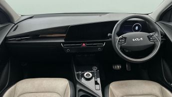 Kia Niro 64.8kWh 4 (201 bhp) - HEATED SEATS - HEATED STEERING - BLIND SPO
