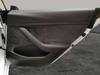 Tesla Model 3 (Dual Motor) Long Range 4WDE (346 ps) - ENH AUTOPILOT - HEATED W