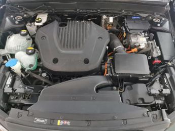 Volvo XC40 1.5h T4 Recharge 10.7kWh Plus Plug-in (211 ps) - SENSUS SAT NAV 