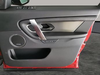 Land Rover Discovery Sport 1.5 P300e 12.2kWh Dynamic HSE Plug-in 4WD (309 ps) - ADAPT CRUIS