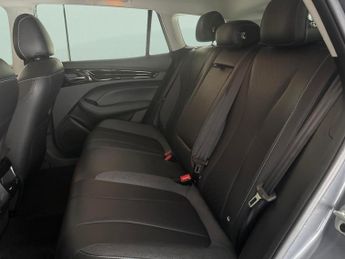 MG Mg5 61.1kWh Trophy Long Range (156 ps) - KEYLESS ENTRY - LED - HEATE