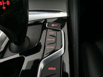 BMW 5 Series 2.0 530e 9.2kWh M Sport Plug-in (252 ps) - ACOUSTIC GLAZING