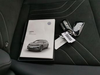 Volkswagen ID.4 Pure 52kWh Life (148 ps) ADAPTIVE CRUISE - REV CAM - PARK ASSIST