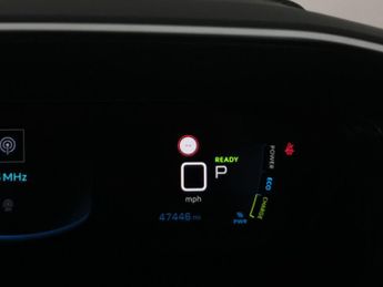 Peugeot E-2008 50kWh GT (136 ps) - HEATED SEATS - BLIND SPOT ASSIST - LANE DEPA