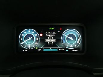 Hyundai Kona 64kWh Premium (10.5kW Charger) (204 ps) - KEYLESS ENTRY - LED - 