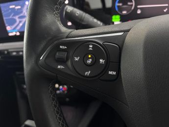 Vauxhall Mokka Electric 50kWh Ultimate (136 ps) - PARK ASSIST - LED - REVERSE CAM