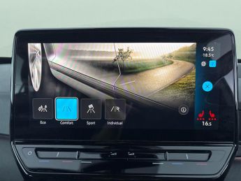 Volkswagen ID.3 Pro Performance 58kWh Life (204 ps) - HEATED SEATS - NAV - HEATE