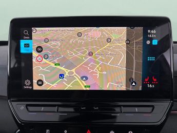 Volkswagen ID.3 Pro Performance 58kWh Life (204 ps) - HEATED SEATS - NAV - HEATE