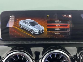 Mercedes-Benz CLA 1.3 CLA250e 15.6kWh AMG Line (Premium Plus) Coupe Plug-in 8G-DCT