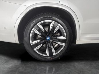 BMW iX3 80kWh M Sport (286 ps) - LEATHER - NAV - HEATED SEATS