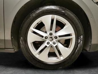 Skoda Enyaq iV 62kWh 60 (DC120kW) (179 ps) - PARK SENSORS - DAB