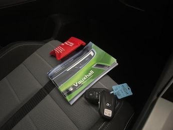 Vauxhall Grandland 1.2 Ultimate e-DCT (136 ps) - LED - HEATED SEATS - NAV