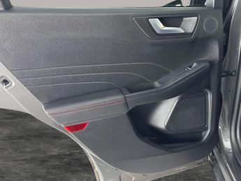 Ford Kuga 2.5h Duratec ST-Line X Edition CVT (190 ps) - BLACK ROOF RAILS