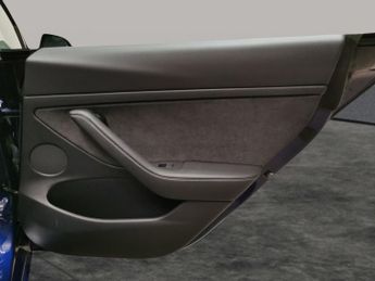 Tesla Model 3 (Dual Motor) Long Range 4WDE (346 ps) - ADAPTIVE CRUISE - HEATED