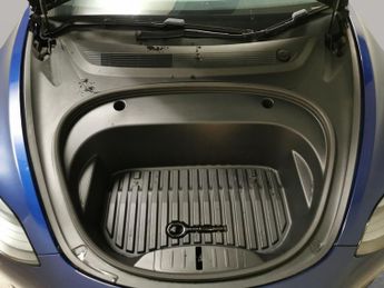 Tesla Model 3 (Dual Motor) Long Range 4WDE (346 ps) - ADAPTIVE CRUISE - HEATED