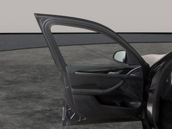 BMW iX3 80kWh M Sport (286 ps) - PAN ROOF - DRIVING ASSISTANT - PARK ASS