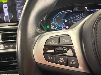 BMW iX3 80kWh M Sport (286 ps) - PAN ROOF - DRIVING ASSISTANT - PARK ASS