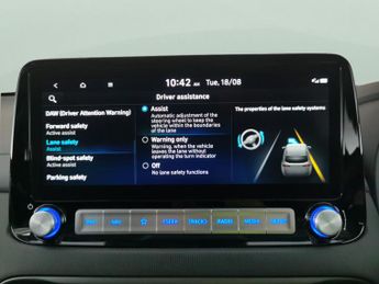 Hyundai Kona 64kWh Premium (10.5kW Charger) (204 ps) - KEYLESS ENTRY - LED - 
