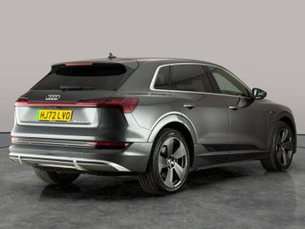 Audi e-tron 55 S line quattro 95kWh (11kW Charger) (408 ps) - REVERSE CAM