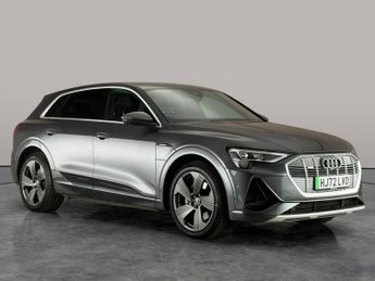 Audi e-tron 55 S line quattro 95kWh (11kW Charger) (408 ps) - REVERSE CAM