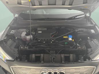 Audi Q4 E-tron 35 Sport 55kWh (170 ps) - BLUETOOTH - CRUISE - SPEED LIMIT RECOG
