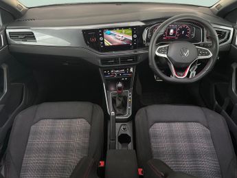 Volkswagen Polo 2.0 TSI GTI DSG (207 ps) - LIGHT AND SIGHT PACK - WIFI - BLUETOO