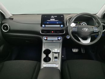 Hyundai Kona 64kWh Premium (10.5kW Charger) (204 ps) - KEYLESS ENTRY - LED - 