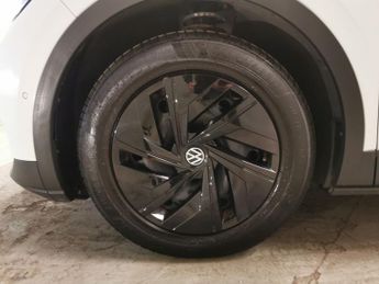 Volkswagen ID.4 Pure 52kWh Life (148 ps) - LED - REVERSE CAM - HEATED SEATS