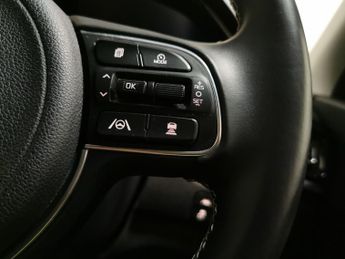 Kia Niro 64kWh 2 (201 bhp) - REVERSE CAM - BLUETOOTH - PADDLE SHIFT