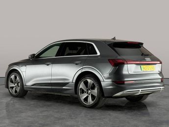 Audi e-tron 55 S line quattro 95kWh (11kW Charger) (408 ps) - REVERSE CAM