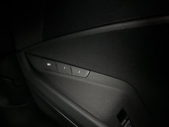 Audi e-tron 55 S line quattro 95kWh (11kW Charger) (408 ps) - REVERSE CAM