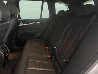 BMW iX3 80kWh M Sport (286 ps) - LEATHER - HEATED SEATS - NAV