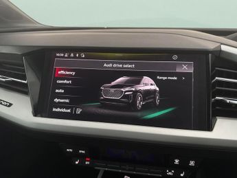 Audi Q4 E-tron 35 Sport 55kWh (170 ps) - BLUETOOTH - CRUISE - SPEED LIMIT RECOG