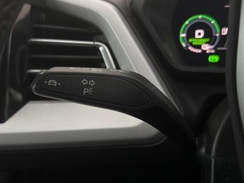Audi Q4 E-tron 35 Sport 55kWh (170 ps) - BLUETOOTH - CRUISE - SPEED LIMIT RECOG