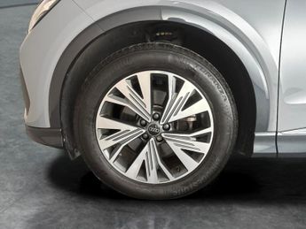 Audi Q4 E-tron 35 Sport 55kWh (170 ps) - BLUETOOTH - CRUISE - SPEED LIMIT RECOG