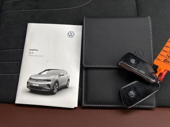 Volkswagen ID.4 Pro Performance 77kWh Life (204 ps) - LED - HEATED SEATS - NAV