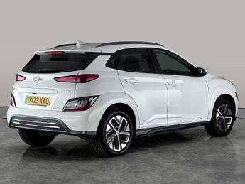 Hyundai Kona 64kWh Premium (10.5kW Charger) (204 ps) - KEYLESS ENTRY - LED - 